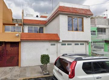 Casa de 3 habitaciones, Gustavo A. Madero · Casa en Venta en Acueducto de Guadalupe, Gustavo A. Madero.