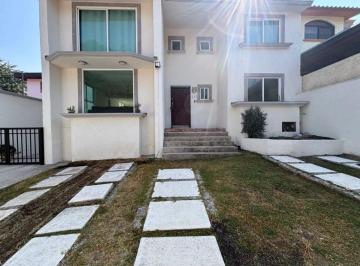 Casa de 5 habitaciones, Cuautitlán Izcalli · Casa en Venta en Bosques del Lago Cuautitlan Izcalli, Edomex
