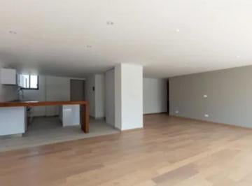 Departamento en Venta de 3 habitaciones Del Valle Centro · Amplio Departamento con Balcón