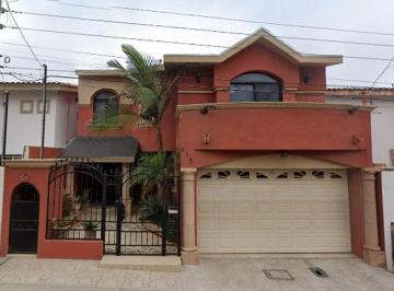 Casa de 4 habitaciones, Ensenada · Casa en Venta en Moderna, Ensenada, Baja California.