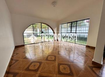 Foto · Casa - Venta