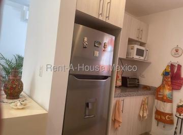 Casa · 102m² · 2 Recámaras · 2 Estacionamientos · Zakia Casa Dentro de Privada en Venta Rah1111