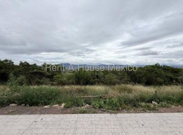 Terreno / Lote · 735m² · Zibatá Terreno en Venta Rah975