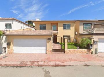 Casa de 4 habitaciones, Tijuana · Casa en Venta Ubicada en Hacienda Caliente