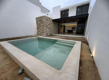 Casa · 290m² · 3 Recámaras · 4 Estacionamientos · Casa en Venta, Santa Gertrudis Copo, Norte de Mérida, Yuc