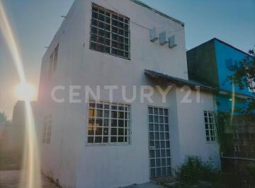 Casa · 78m² · 2 Recámaras · 2 Estacionamientos · Casa en Venta en Fracc La Selva