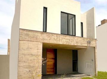 Casa de 3 habitaciones, Zapopan · Casa en Venta Valle Imperial Zapopan Jalisco
