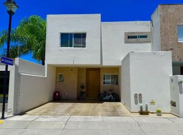 Casa de 3 habitaciones, Aguascalientes · Casas en Venta en Aguascalientes Norponiente en La Querencia 304 en Esquina