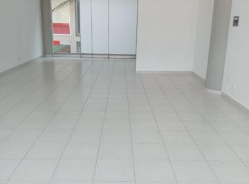 Oficina · 65m² · 1 Estacionamiento · Renta Oficina en Cto. Plaza Esmeralda Atizapán Estado de México