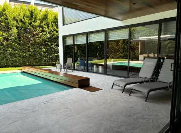 Casa de 4 habitaciones, Querétaro · Venta Casa de Lujo en Campanario
