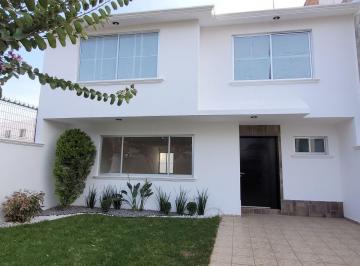 Casa de 4 habitaciones, San Juan del Río · Casa en Venta de 4 Recamaras, Fracc. Bosques de San Juan en San Juan del Río, Querétaro.
