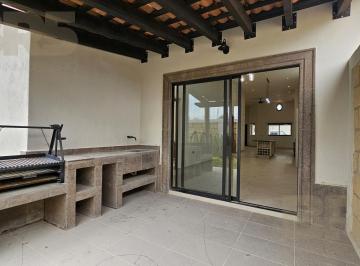Casa · 210m² · 2 Estacionamientos · Casa Rubí 1 Nivel, 210 m² Frente a Ventanas Club de Golf San Miguel