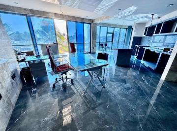 Departamento · 220m² · 3 Recámaras · 2 Estacionamientos · Amplio Departamento con Acabados de Lujo Bien Ubicado y de Fácil Acceso. Mento