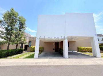 Casa de 3 habitaciones Venta MN 3,650,000 · Residencia de 3 Recámaras en Zibatá con Jardín y Vista Residencial Rah1975