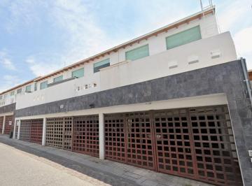 Casa de 3 habitaciones, Querétaro · Casa en Recuperación Bancaria en Fracc Milenio III en Querétaro, a un Costado de Plaza Bahiti