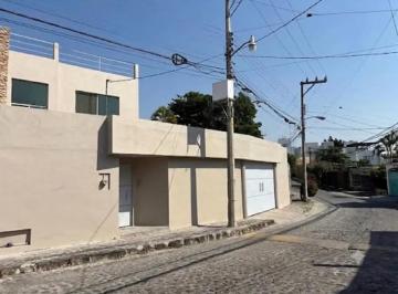 1 · Casa Nueva con Alberca y Recamara en Planta Baja en Burgos Bugambilias, Temixco, Morelos
