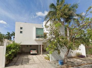 Casa de 5 habitaciones, Mérida · Casa de Recuperacion Bancaria