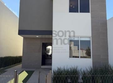 Casa de 3 habitaciones, Saltillo · Casa Modelo Provenza en Triana Residencial