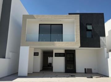 Casa · 273m² · 4 Recámaras · 2 Estacionamientos · Casa Venta Sierra Nogal 2 León Guanajuato