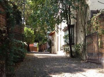 Casa · 300m² · 3 Recámaras · 3 Estacionamientos · Casa - San Miguel Acapantzingo