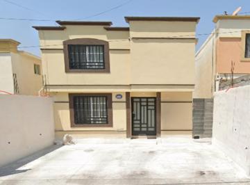 Casa de 3 habitaciones, Santa Catarina · Recuperación Bancaria en Nuevo León