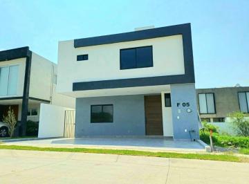 Casa de 3 habitaciones, León · Casa en Venta Valles del Molino