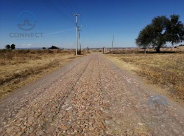 Terreno / Lote · 2500m² · Venta Terreno Campestre a Dos Minutos de La Unam León Gto