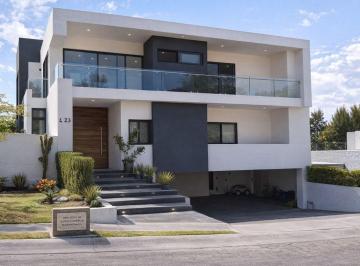 Casa de 6 habitaciones, Zapopan · Casa en Venta en La Primavera - Diana Natura Residencial L23