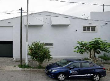 Bodega comercial · 680m² · 6 Estacionamientos · Bodega Comercial 680.57 m² a 1 Cuadra de Av Patria Sobre Av Federalismo