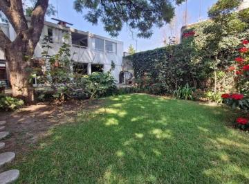 Casa de 3 habitaciones, Coyoacán · Casa Sola en Venta en El Centro de Coyoacán. Conócela Ya!