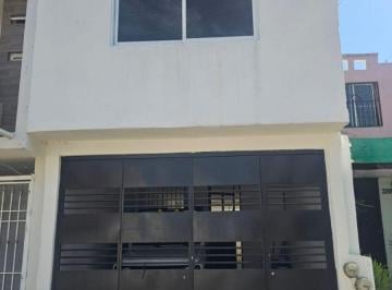 Casa de 2 habitaciones, Tonalá · Casa en Venta en Tonalá - Ceramica Oriente 2896