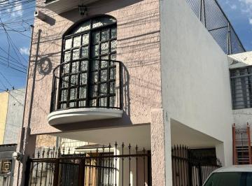 Casa de 2 habitaciones, Zapopan · Torre Molinos