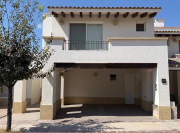 Casa · 214m² · 3 Recámaras · 2 Estacionamientos · Casa Venta El Mayorazgo León Guanajuato
