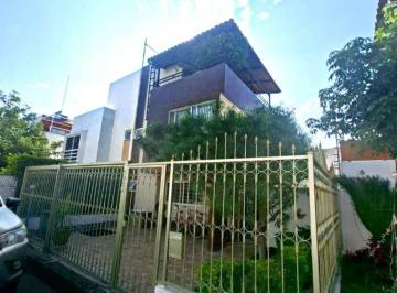 Casa de 3 habitaciones, Zapopan · Casa en Venta Tierra Residencial