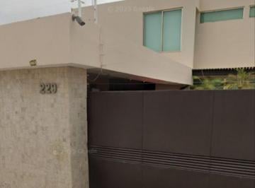 Casa de 4 habitaciones, Mérida · Recuperación Bancaria en C. 26 229, Col. Altabrisa, 97130 Mérida, Yuc.