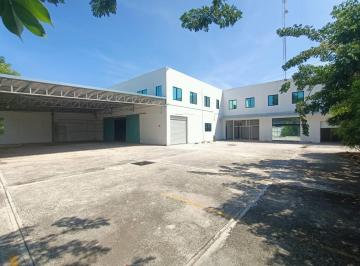 Local comercial · 1185m² · 18 Estacionamientos · Local en Renta en El Centro de Mérida