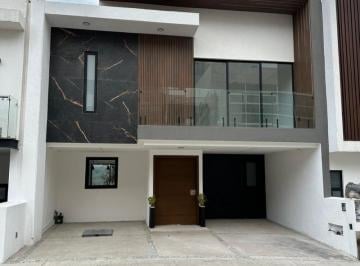 Casa en Venta en Fraccionamiento Aqua II con vista a Presa Madin · Casa en Venta en Fraccionamiento Aqua II con Vista a Presa Madin