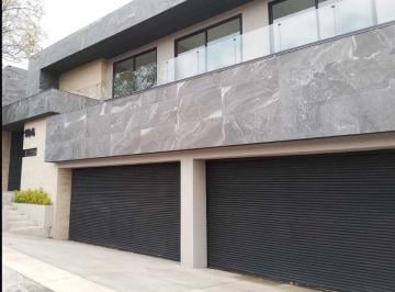 Casa de 4 habitaciones, Cuajimalpa de Morelos · Casa en Venta Bosques de Las Lomas 4 Recamaras 8 Estacionamiento