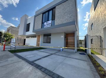 Casa en condominio de 4 habitaciones, Zapopan · Casa en Venta en Parques Vallarta