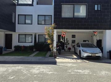 Casa en condominio de 4 habitaciones, Chapultepec · Linda Casa en Venta Mexicalzingo a 10 Min Galerías Metepec a 45 Min Cdmx Santa Fe