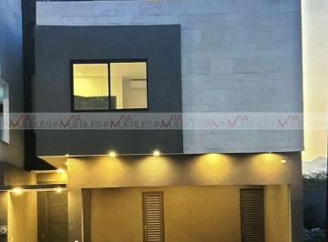 Casa · 300m² · 3 Recámaras · 2 Estacionamientos · Casa en Venta en Cumbres Elite Premier