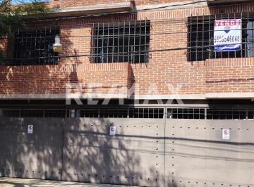 Oficina · 232m² · 7 Estacionamientos · Oficina Comercial en Venta - (4)