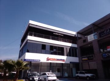 Local comercial · 158m² · 16 Estacionamientos · Local en Renta en Lomas del Seminario - (4)