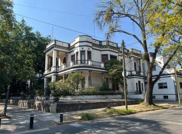 Casa uso de suelo de 30 habitaciones, Guadalajara · Casona Antigua en Renta, Col. Americana, Guadalajara