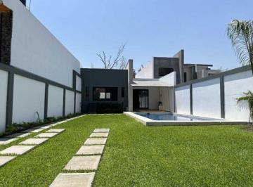 Casa · 220m² · 4 Recámaras · Casa en Venta en Ampliación 3 de Mayo