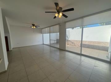 Casa · 160m² · 3 Recámaras · 2 Estacionamientos · Casa - Condominio La Querencia