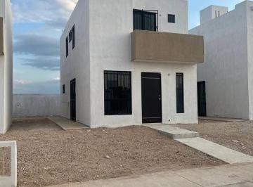 Casa · 160m² · 2 Recámaras · 2 Estacionamientos · Casas Nuevas en Venta en Paseos de Mérida | Mod. Santiago