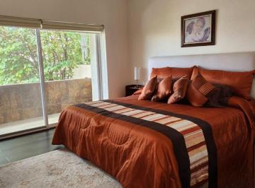 Casa de 3 habitaciones, León · Venta de Casa en Mayorazgo de Cortes Salida Leon Silao