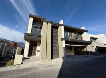 Casa de 5 habitaciones, Monterrey · Casa en Venta en Monterrey La Herradura 5 Habitaciones