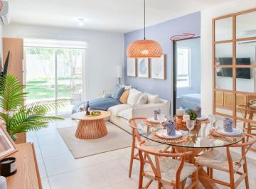 Departamento de 2 habitaciones, Solidaridad · Departamento de 2 Recámaras y 2 Baños en Venta en Playa del Carmen